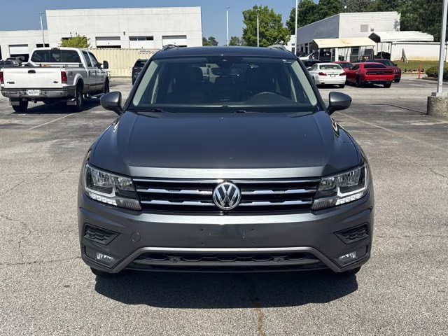 2020 Platinum Gray Metallic Volkswagen Tiguan SE R-Line Black AWD SUV