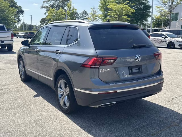2020 Platinum Gray Metallic Volkswagen Tiguan SE R-Line Black AWD SUV