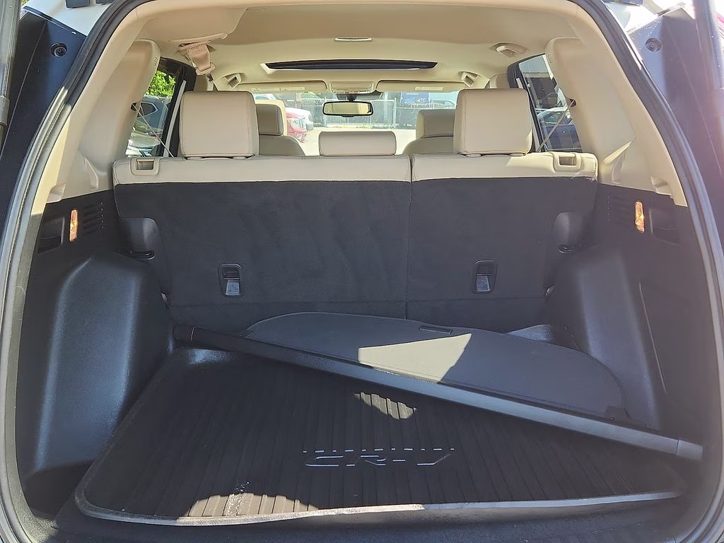 2018 White Diamond Pearl Honda CR-V Touring AWD SUV