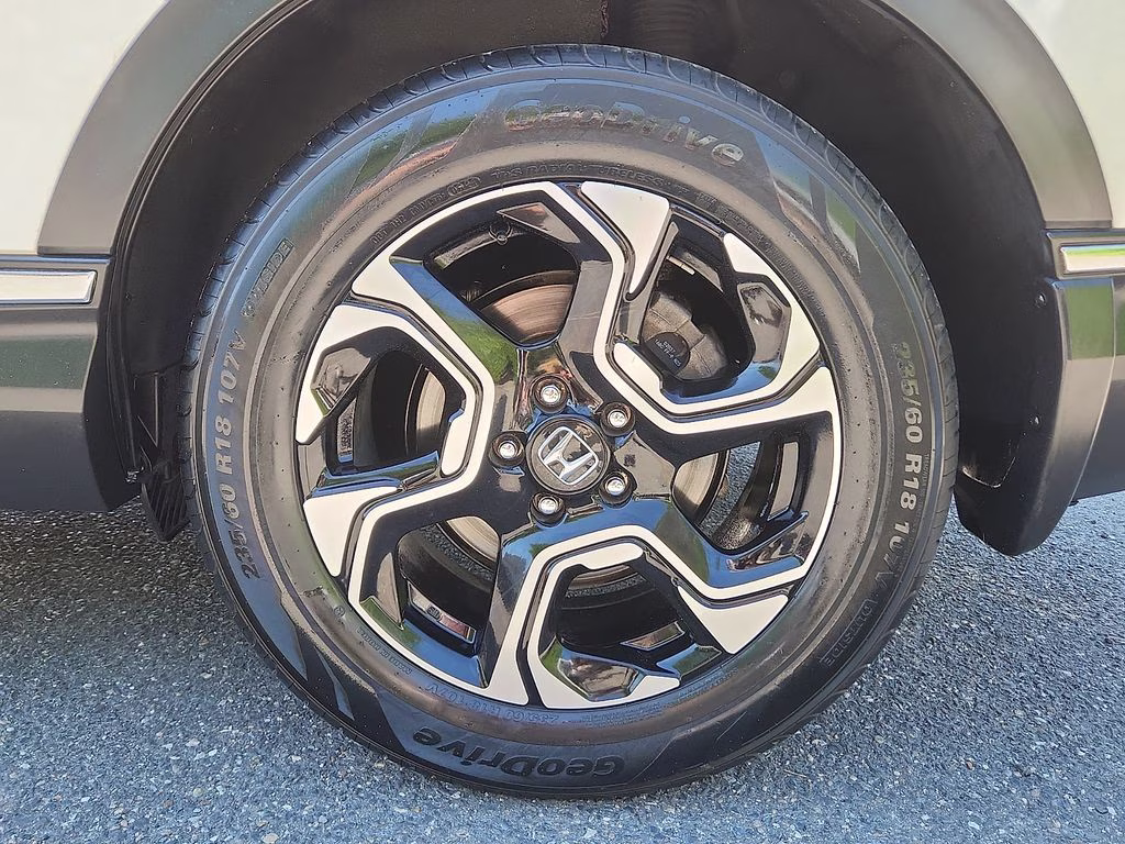 2018 White Diamond Pearl Honda CR-V Touring AWD SUV