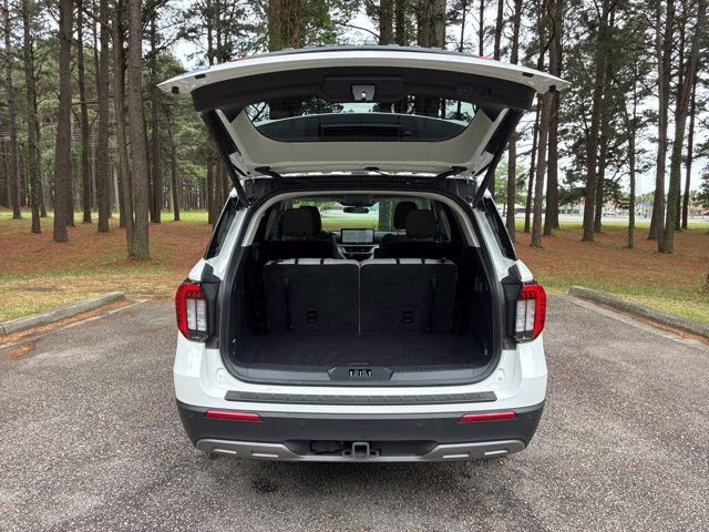 2026 White Metallic Ford Explorer Active RWD SUV