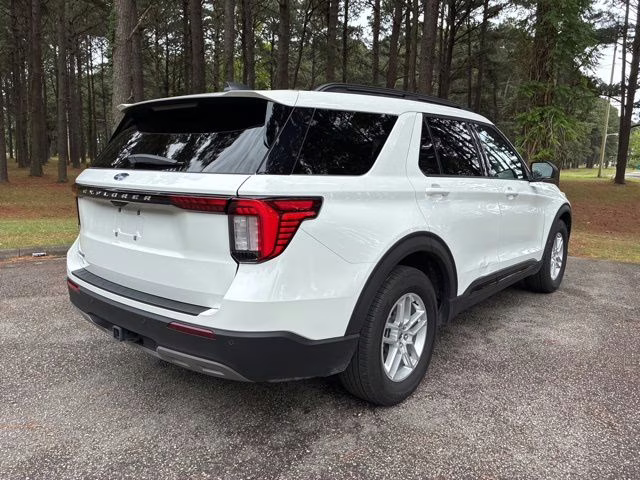 2026 White Metallic Ford Explorer Active RWD SUV
