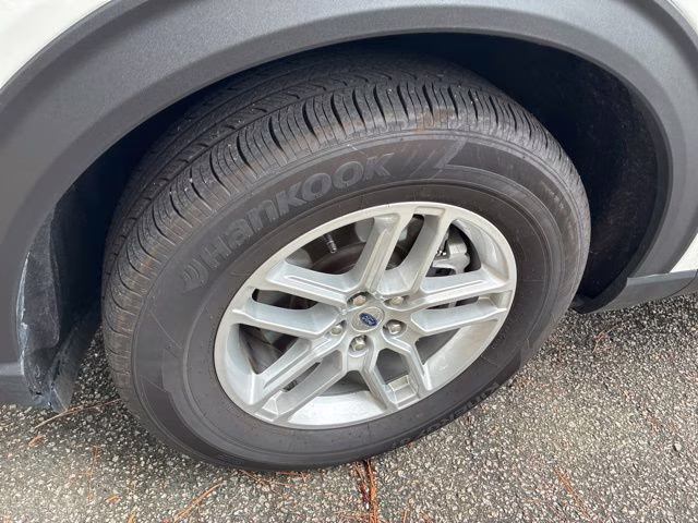 2026 White Metallic Ford Explorer Active RWD SUV