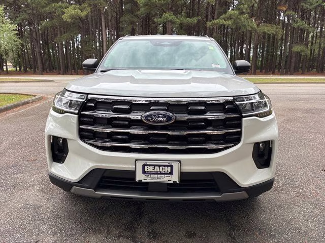 2026 White Metallic Ford Explorer Active RWD SUV