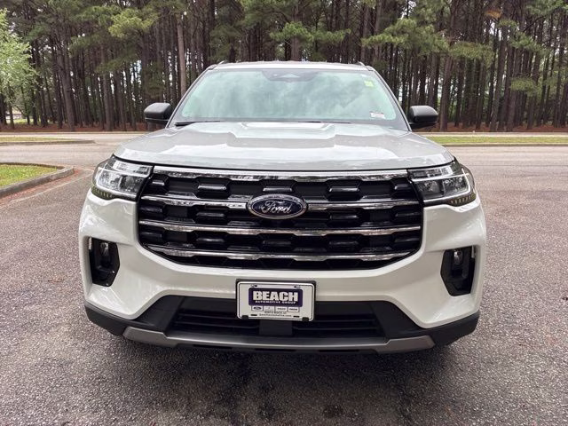 2026 White Metallic Ford Explorer Active RWD SUV