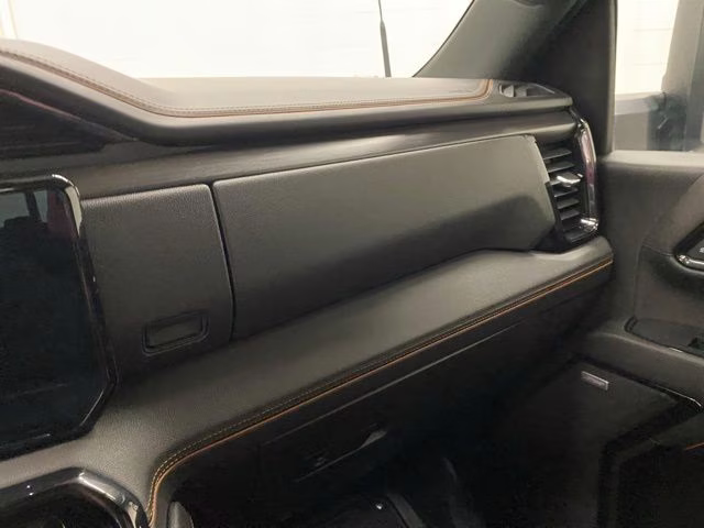 2024 Sterling Metallic GMC Sierra 2500HD AT4 4X4 Truck