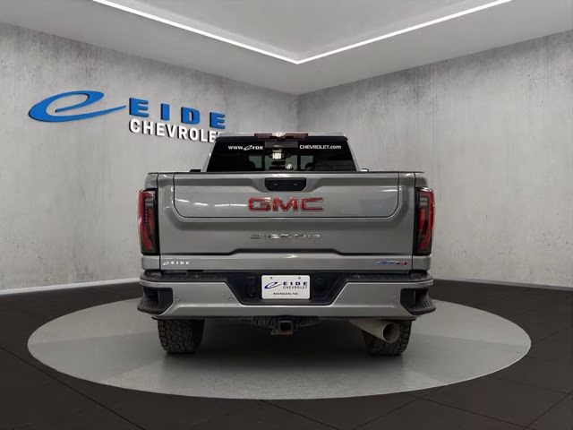 2024 Sterling Metallic GMC Sierra 2500HD AT4 4X4 Truck