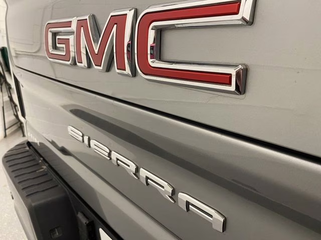 2024 Sterling Metallic GMC Sierra 2500HD AT4 4X4 Truck