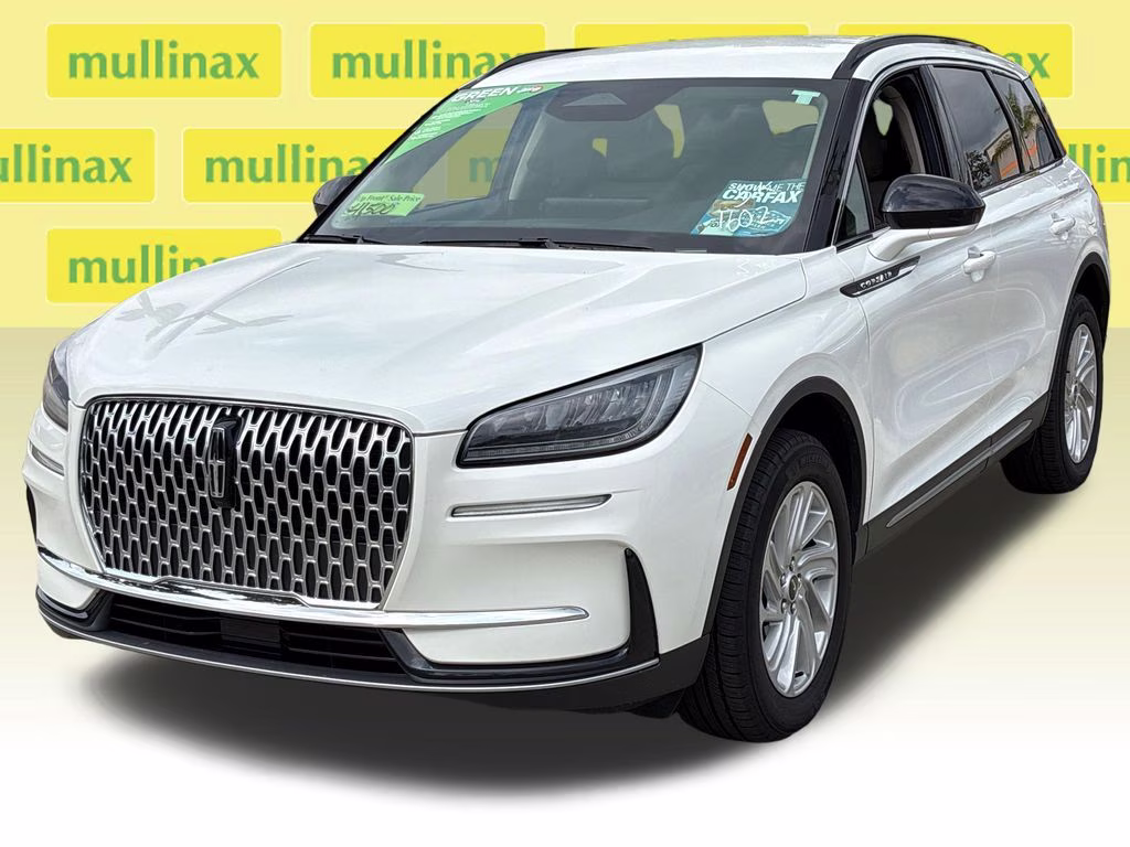 2026 White Metallic Lincoln Corsair Premiere FWD SUV
