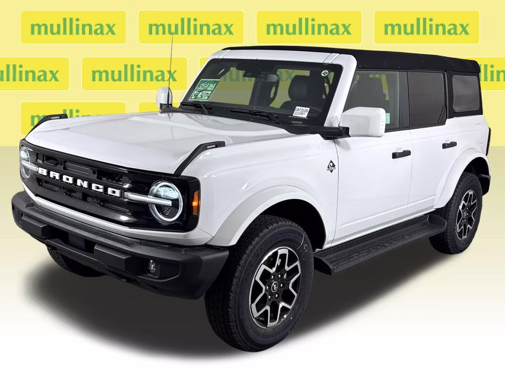 2026 Oxford White Ford Bronco Outer Banks 4X4 SUV