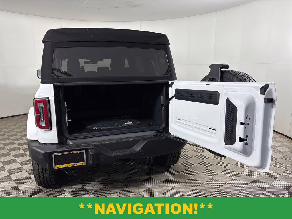 2026 Oxford White Ford Bronco Outer Banks 4X4 SUV