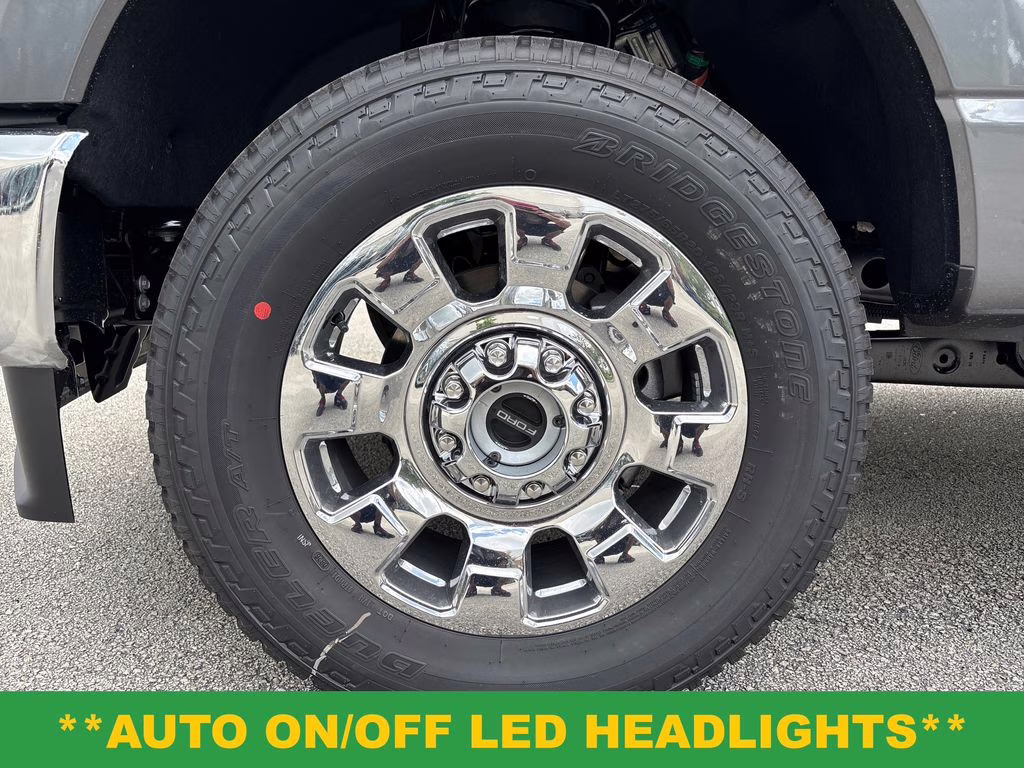 2026 Gray Ford Super Duty F-250 SRW Lariat 4X4 Truck