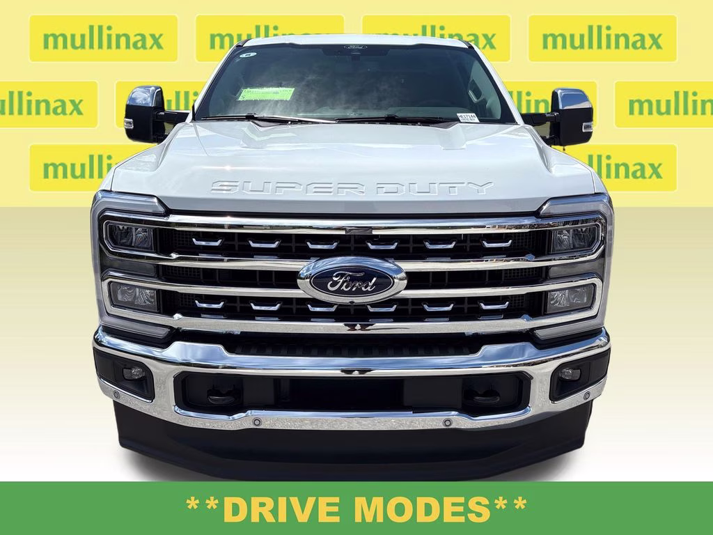 2026 Oxford White Ford Super Duty F-250 SRW Lariat 4X4 Truck