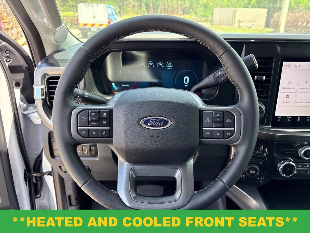 2026 Oxford White Ford Super Duty F-250 SRW Lariat 4X4 Truck
