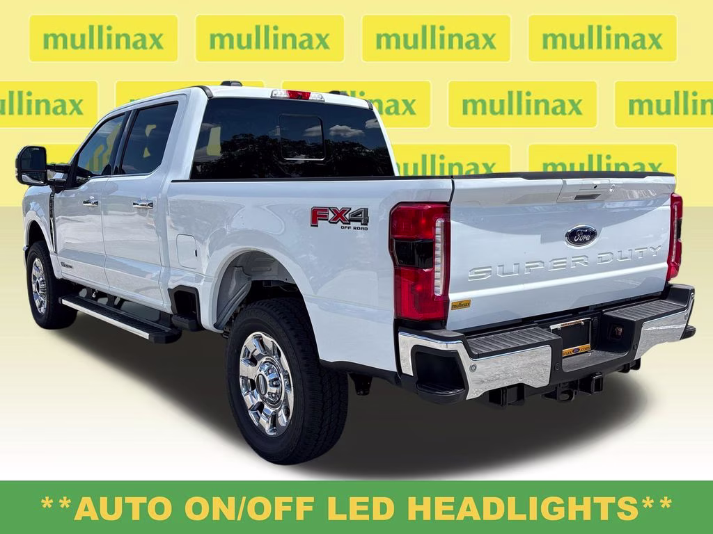2026 Oxford White Ford Super Duty F-250 SRW Lariat 4X4 Truck