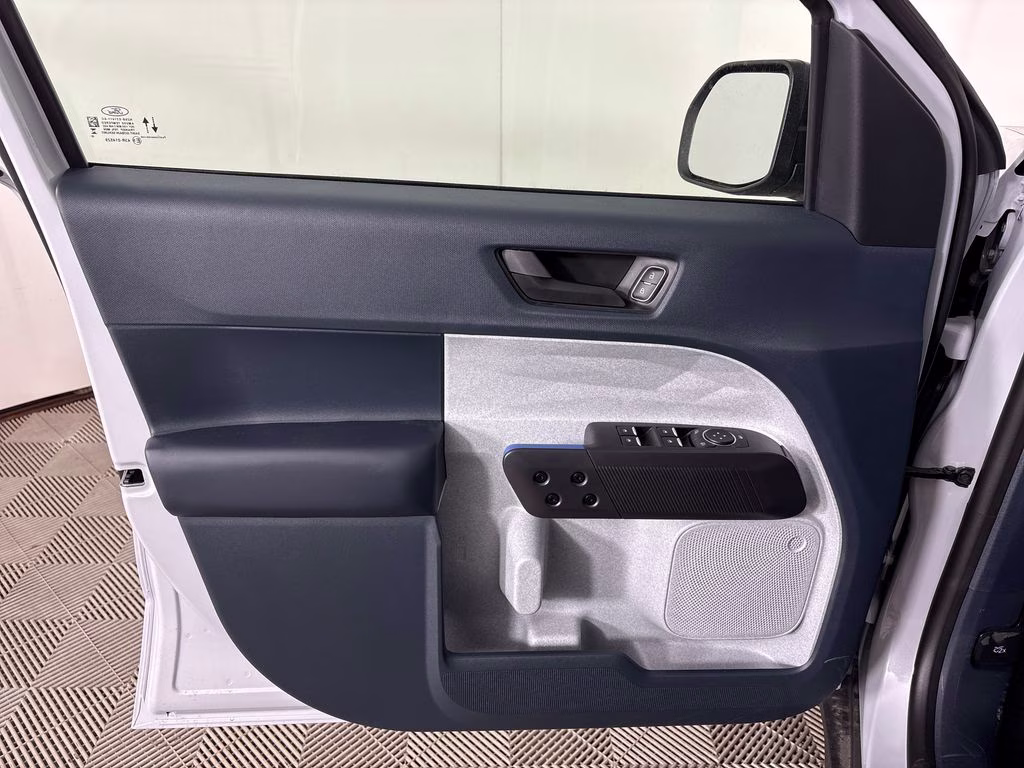 2026 Space White Metallic Ford Maverick XLT AWD Truck