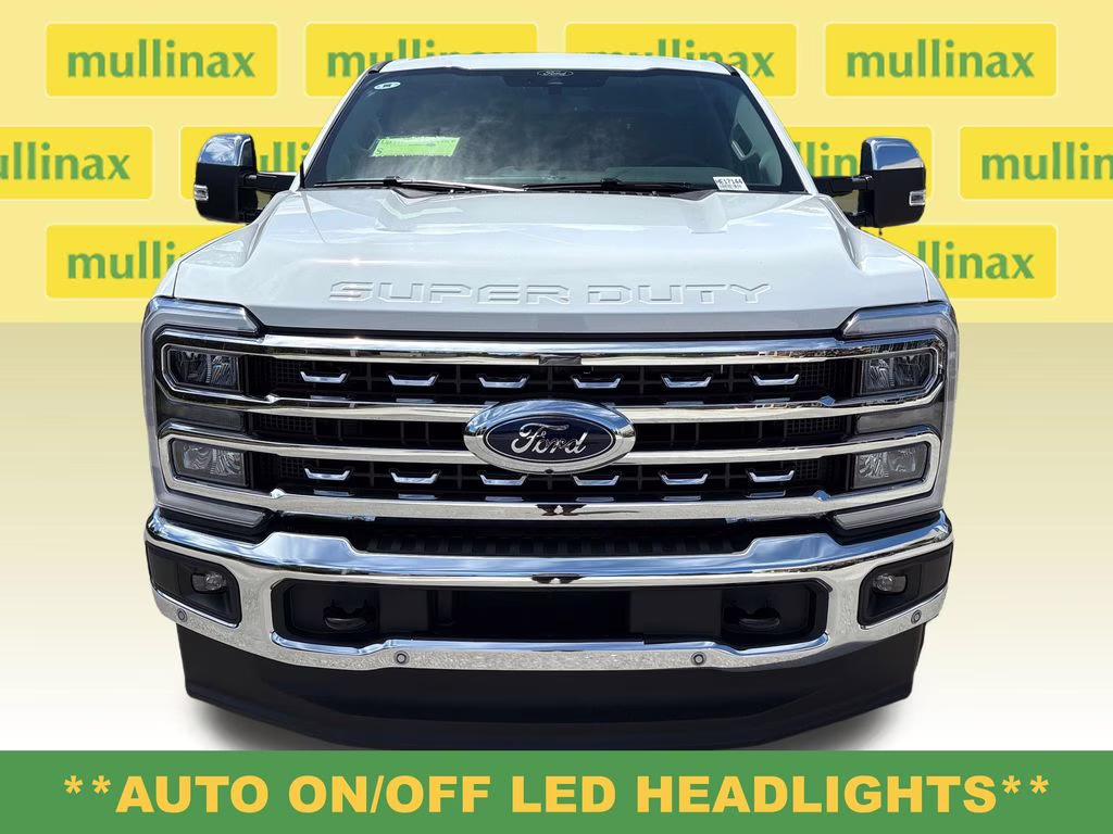 2026 Oxford White Ford Super Duty F-250 SRW Lariat 4X4 Truck