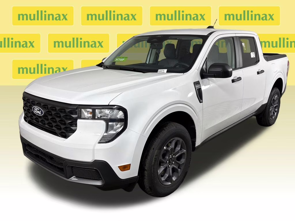 2026 Oxford White Ford Maverick XLT FWD Truck