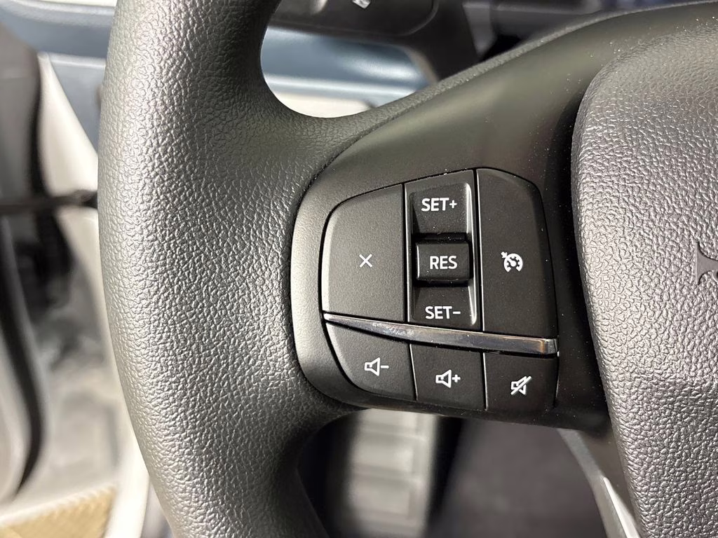 2026 Oxford White Ford Maverick XLT FWD Truck