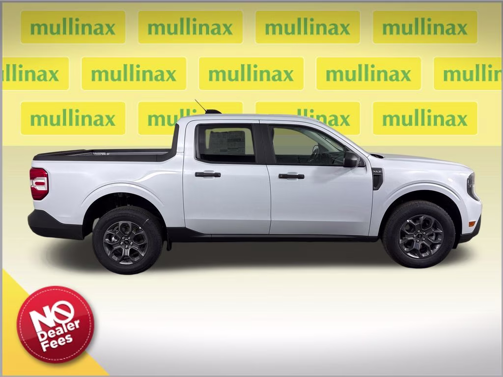 2026 Space White Metallic Ford Maverick XLT AWD Truck