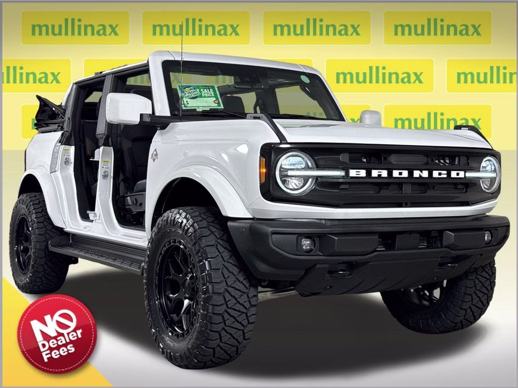 2026 Oxford White Ford Bronco Outer Banks 4X4 SUV