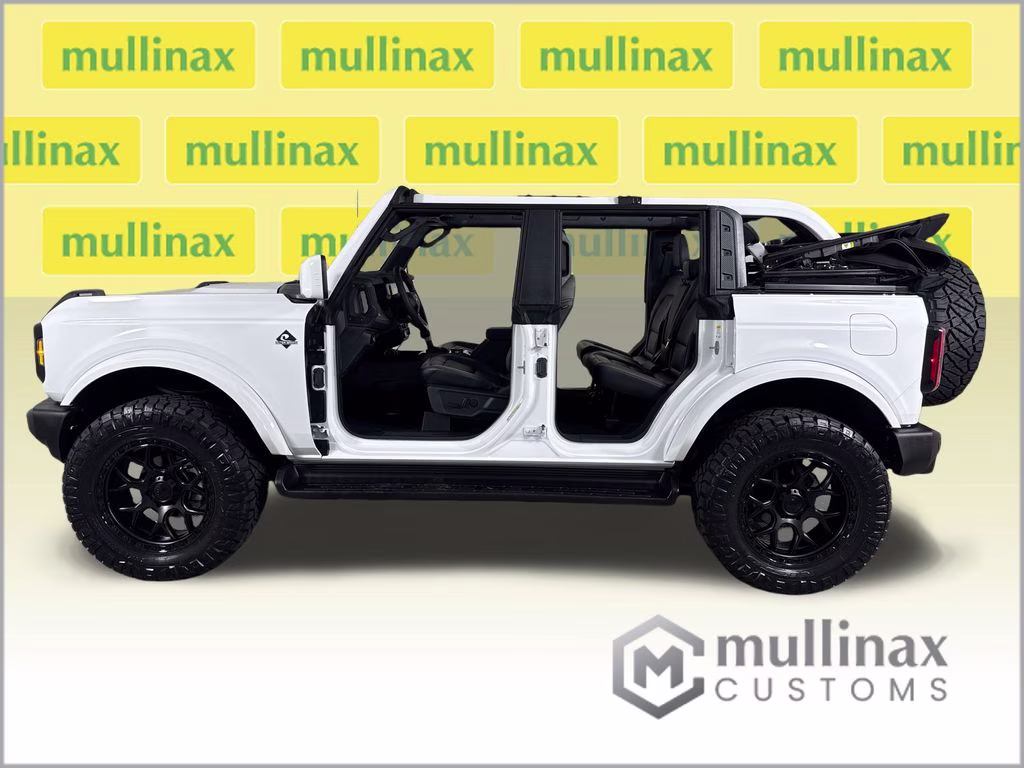 2026 Oxford White Ford Bronco Outer Banks 4X4 SUV