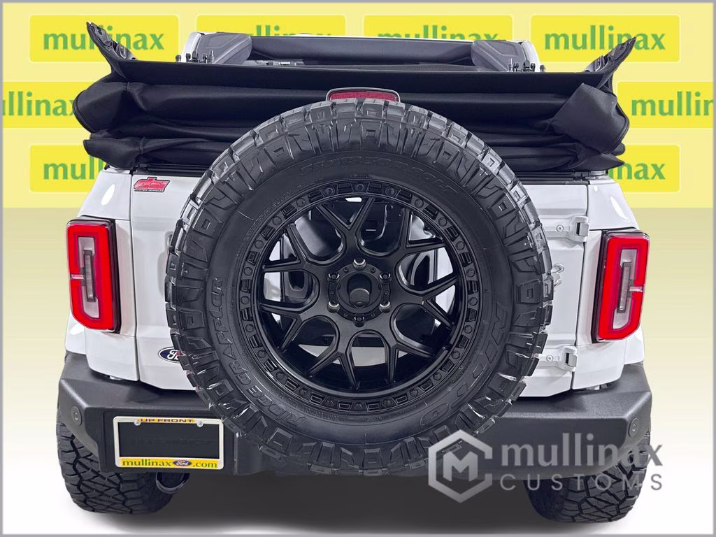 2026 Oxford White Ford Bronco Outer Banks 4X4 SUV