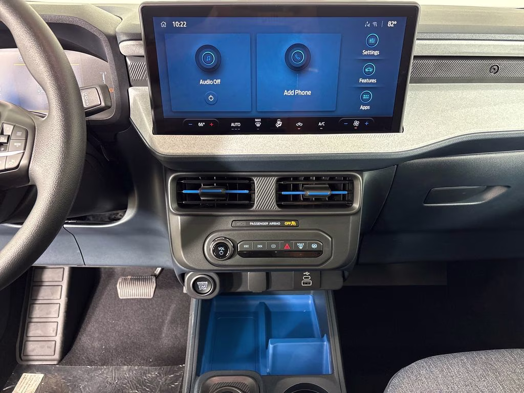 2026 Oxford White Ford Maverick XLT FWD Truck