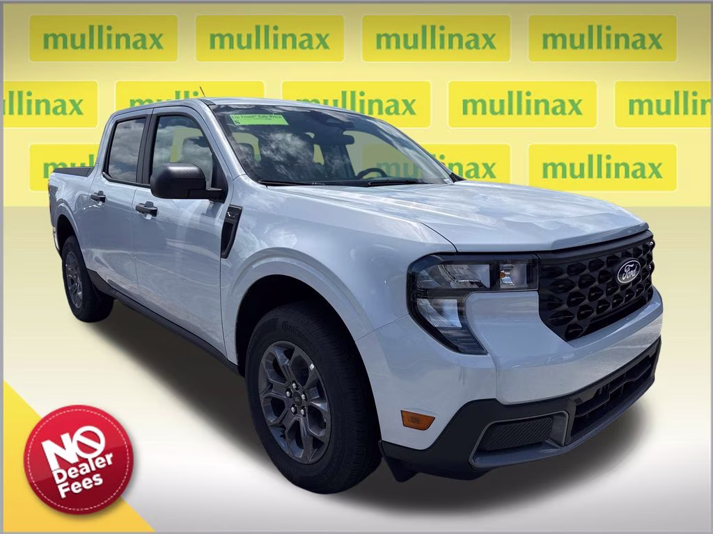 2026 Space White Metallic Ford Maverick XLT AWD Truck