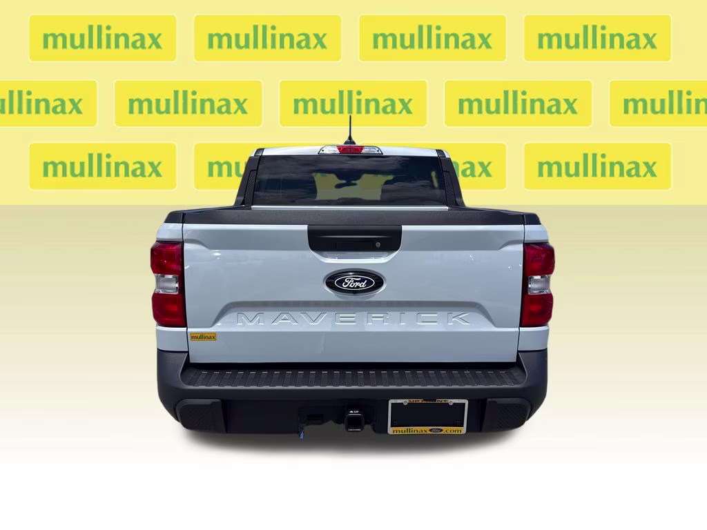 2026 Space White Metallic Ford Maverick XLT AWD Truck