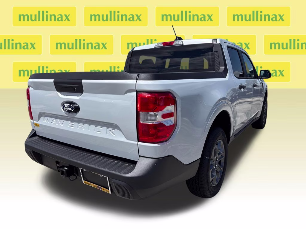 2026 Space White Metallic Ford Maverick XLT AWD Truck