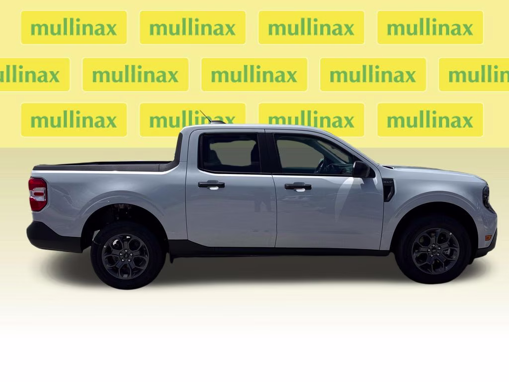 2026 Space White Metallic Ford Maverick XLT AWD Truck