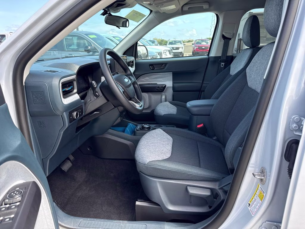 2026 Space White Metallic Ford Maverick XLT AWD Truck