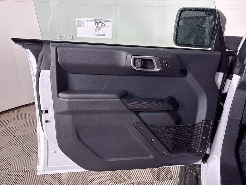 2026 Oxford White Ford Bronco Outer Banks 4X4 SUV