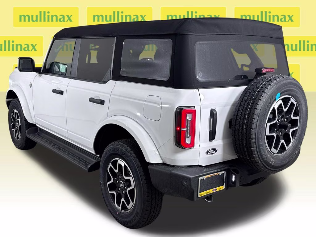 2026 Oxford White Ford Bronco Outer Banks 4X4 SUV