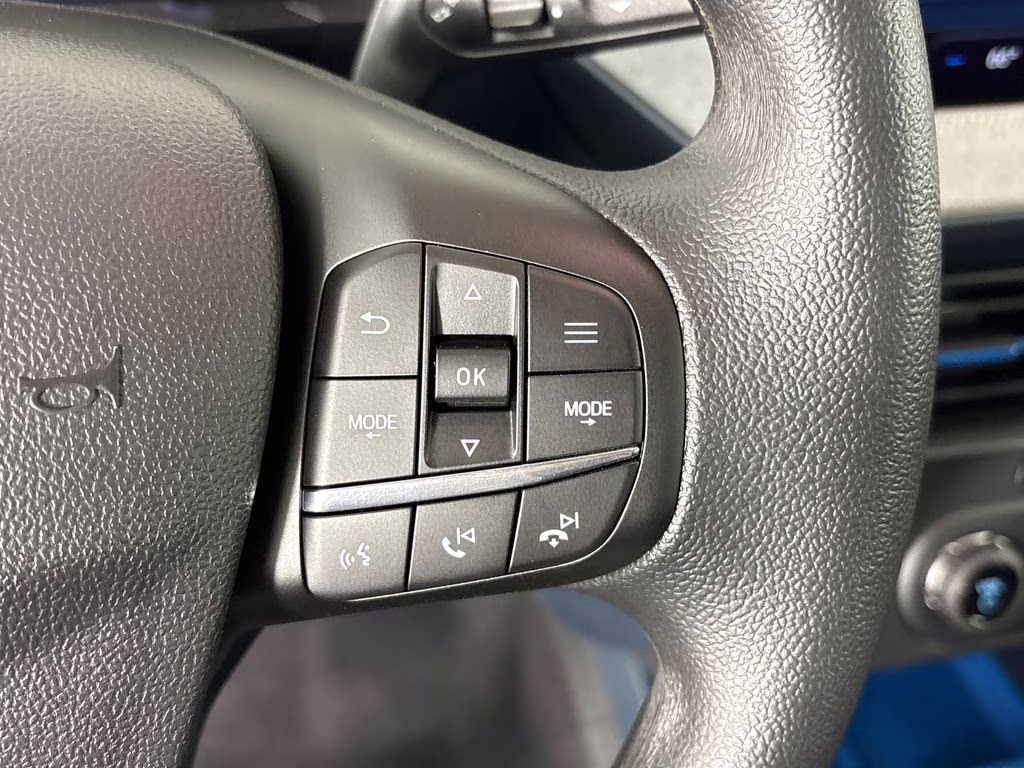2026 Oxford White Ford Maverick XLT FWD Truck