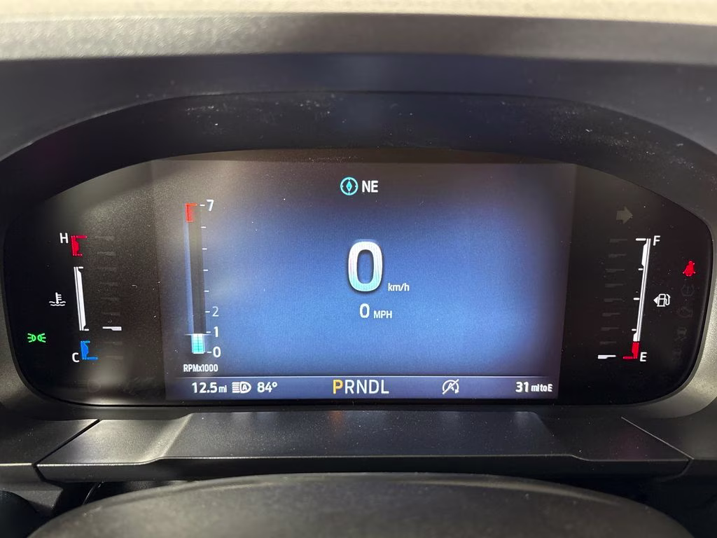 2026 Space White Metallic Ford Maverick XLT AWD Truck