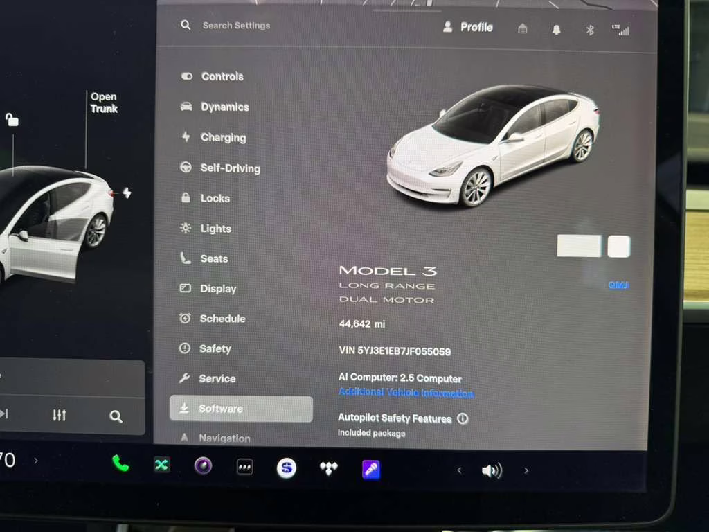 2018 Pearl White Multi-Coat Tesla Model 3 Long Range AWD Sedan