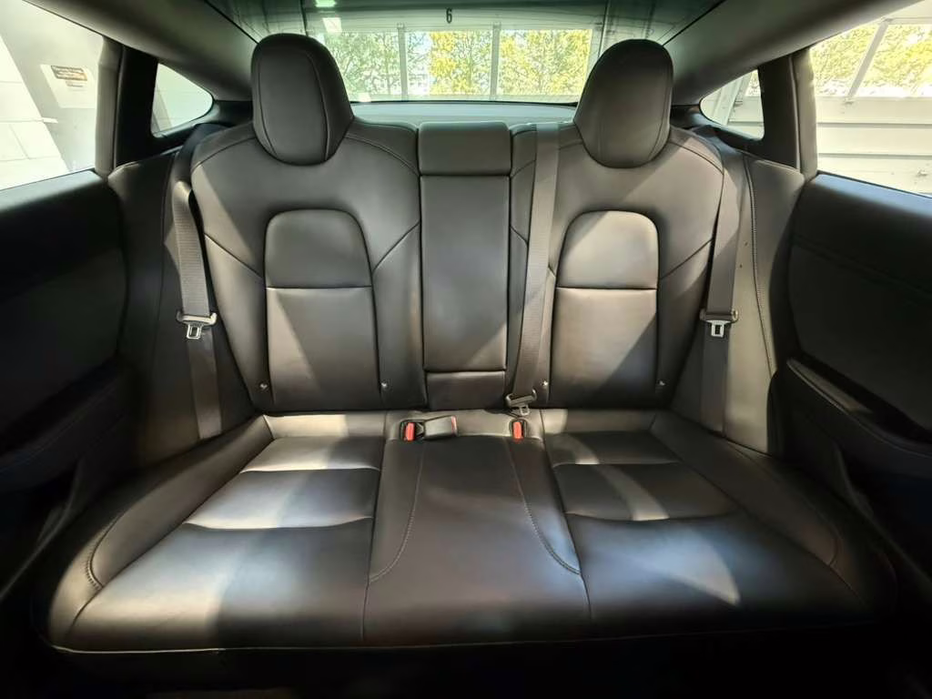 2018 Pearl White Multi-Coat Tesla Model 3 Long Range AWD Sedan