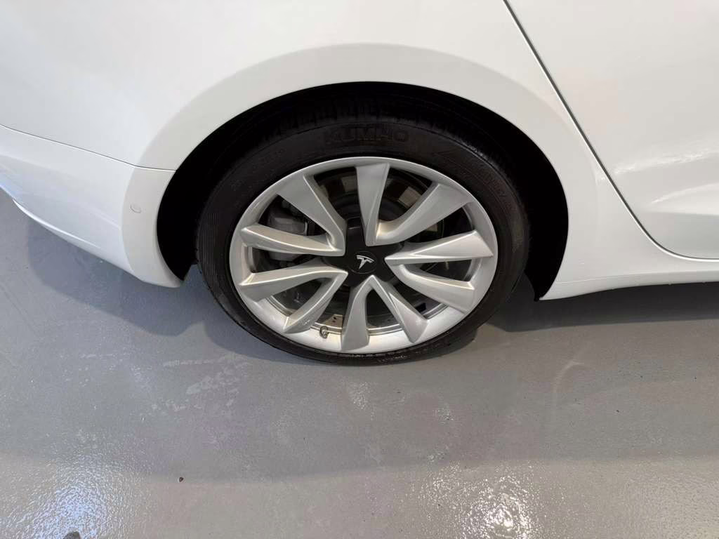 2018 Pearl White Multi-Coat Tesla Model 3 Long Range AWD Sedan