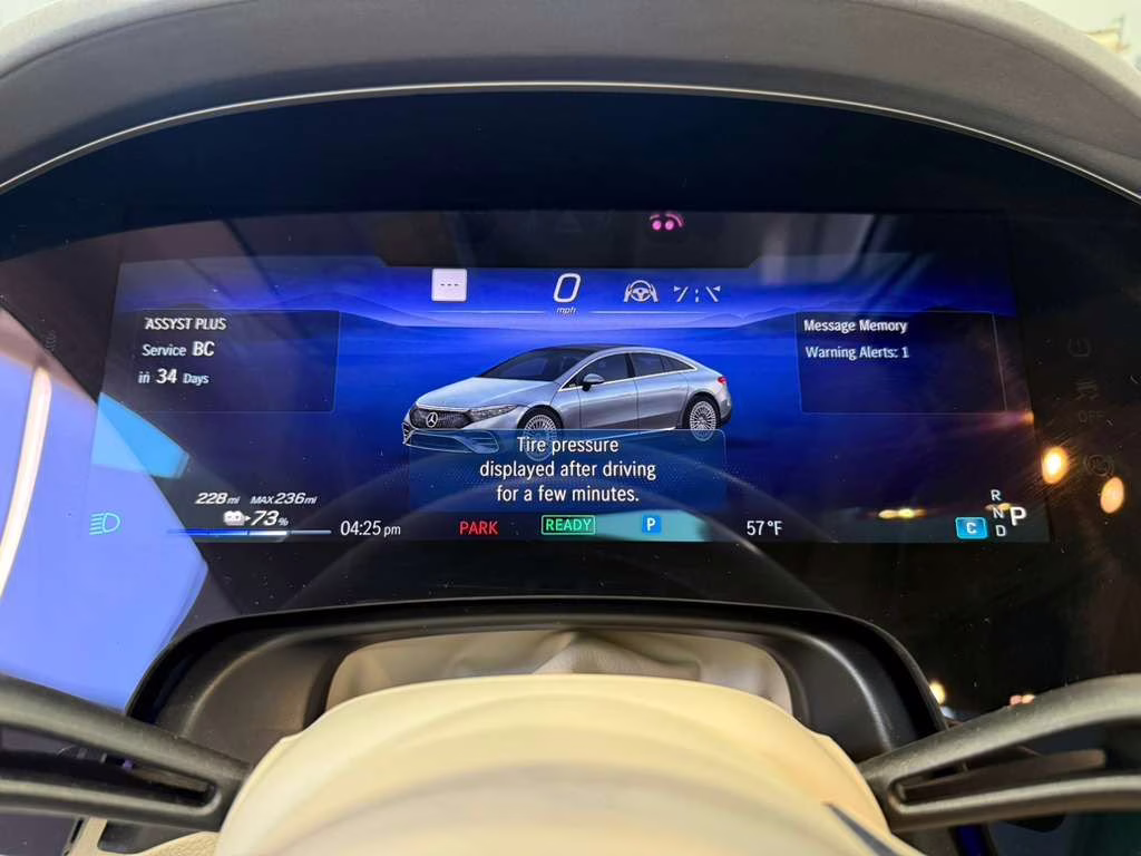 2022 Nautical Blue Metallic Mercedes-Benz EQS 580 AWD Sedan