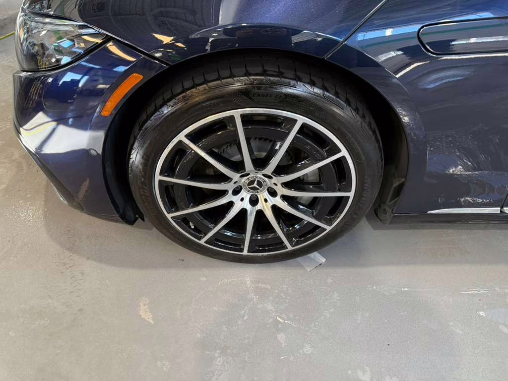 2022 Nautical Blue Metallic Mercedes-Benz EQS 580 AWD Sedan