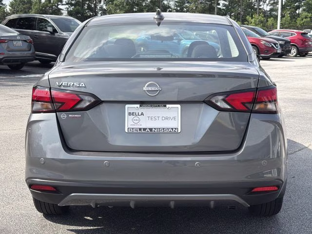 2025 Gun Metallic Nissan Versa 1.6 SV FWD Sedan