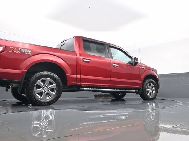 2018 Red Ford F-150 XLT 4X4 Truck