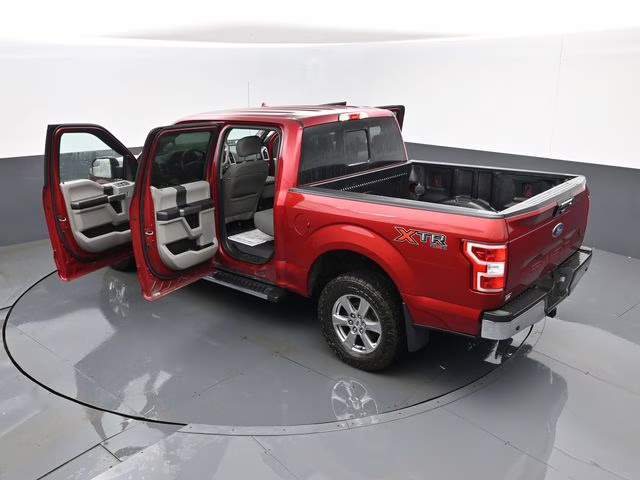 2018 Red Ford F-150 XLT 4X4 Truck