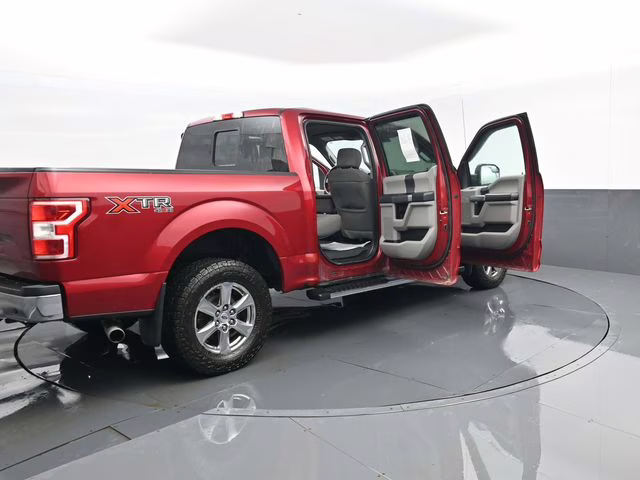 2018 Red Ford F-150 XLT 4X4 Truck