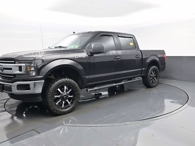 2019 Black Ford F-150 XLT 4X4 Truck