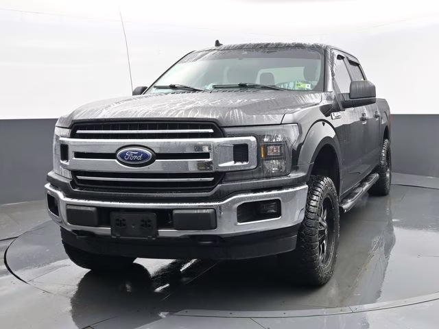 2019 Black Ford F-150 XLT 4X4 Truck