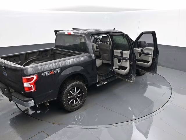 2019 Black Ford F-150 XLT 4X4 Truck