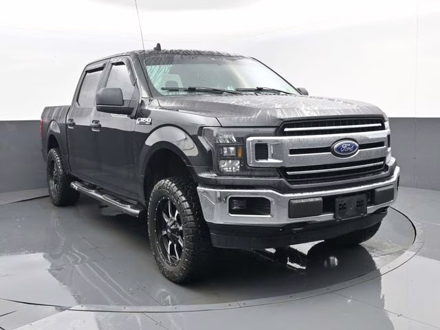 2019 Black Ford F-150 XLT 4X4 Truck